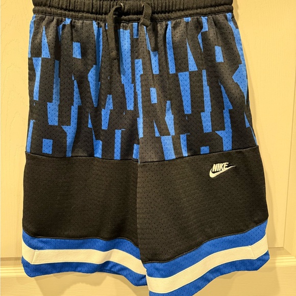 Nike boys air mesh shorts YXL 14 blue and black - Picture 3 of 7